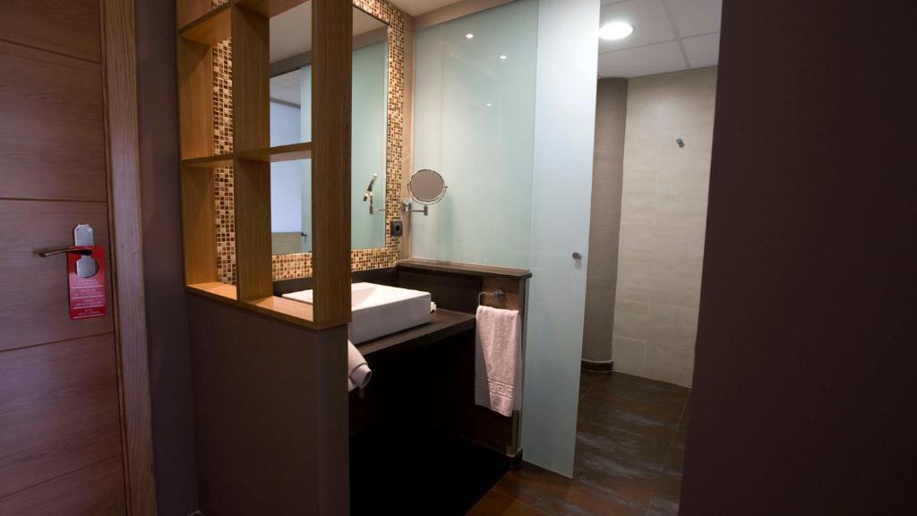 Hotel Vilar Riu De Baix Flix Quarto foto